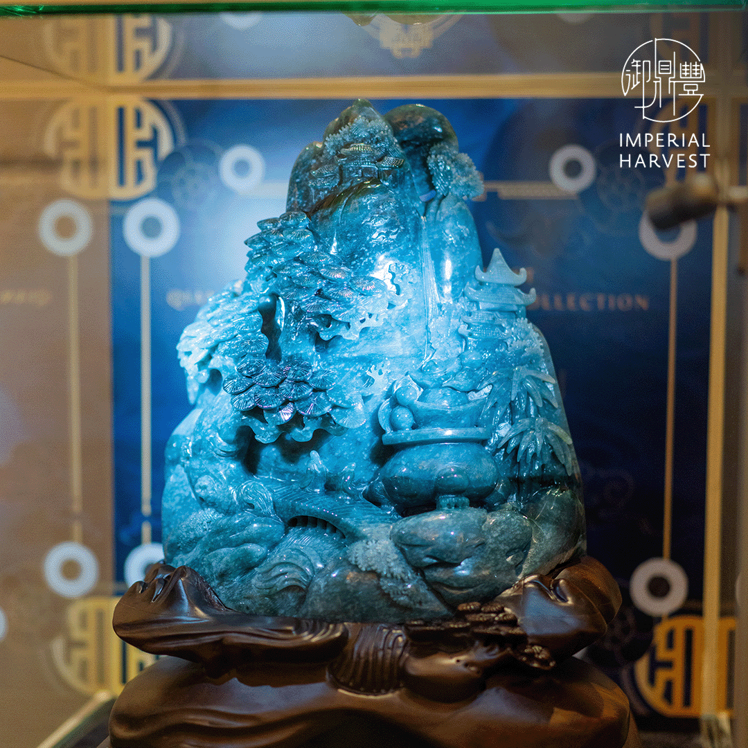 Blog_02.21_Imperial Harvest 2025 CNY Celebration_VM Display - Jadeite Mountain Imperial Harvest Qian Long Jadeite Mountain displayed at Imperial Harvest's 2025 CNY Event