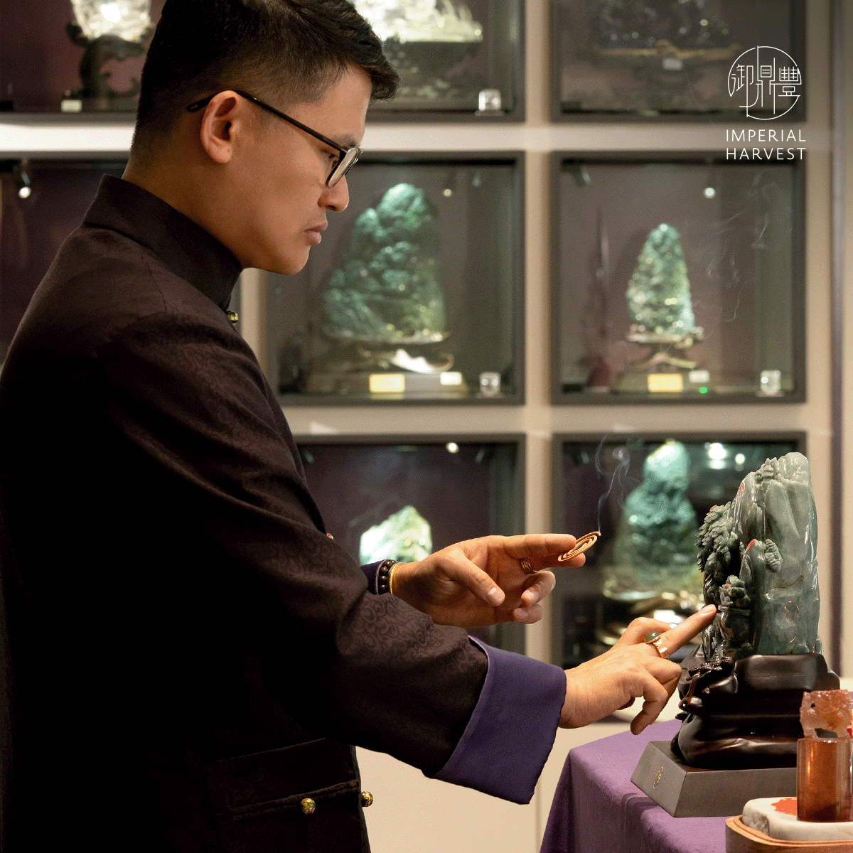 Blog 10.03 Ascending Your Modern Feng Shan with the Qian Long Jadeite Mountain MD Blessing QLJM 1